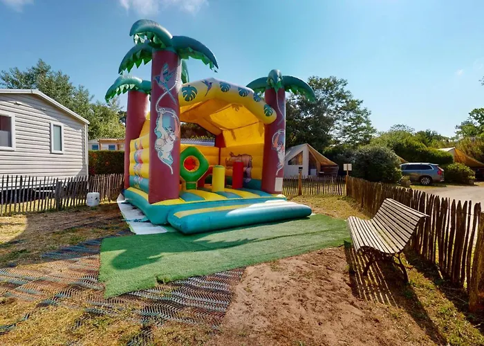 Le Grand Large サン・ジャン·ド・モン